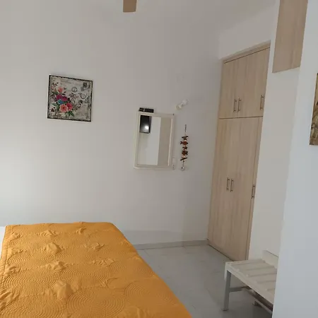 Maria'S Apartments *